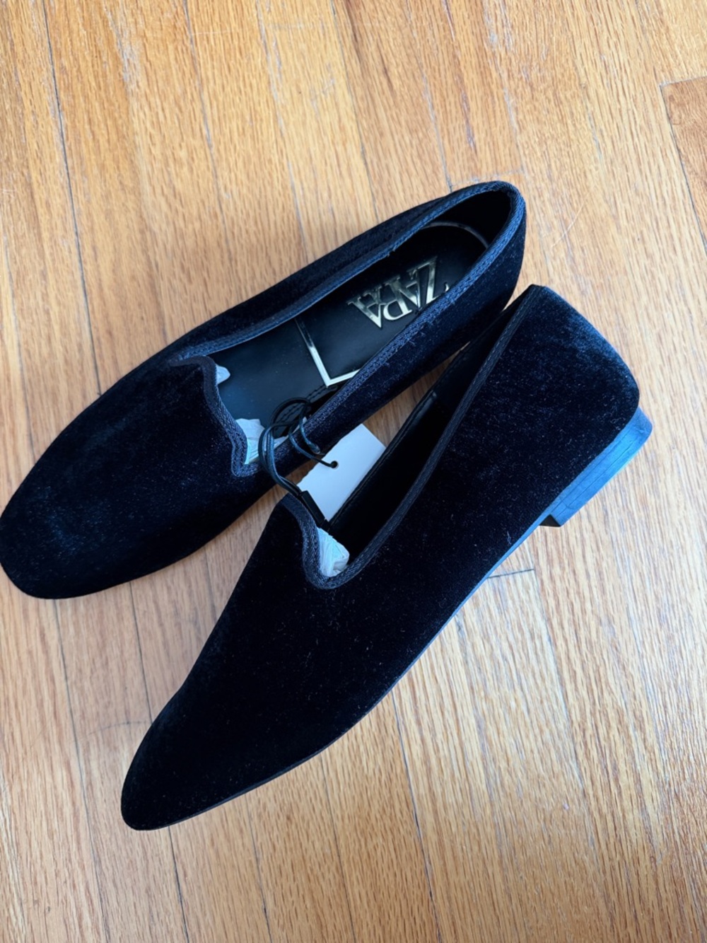 Zara Low-Heeled Velvet Loafer Shoes - Picture 5 of 12